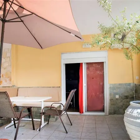 1-Bdrm Apartment In Kallithea Centrally Located Apartament *